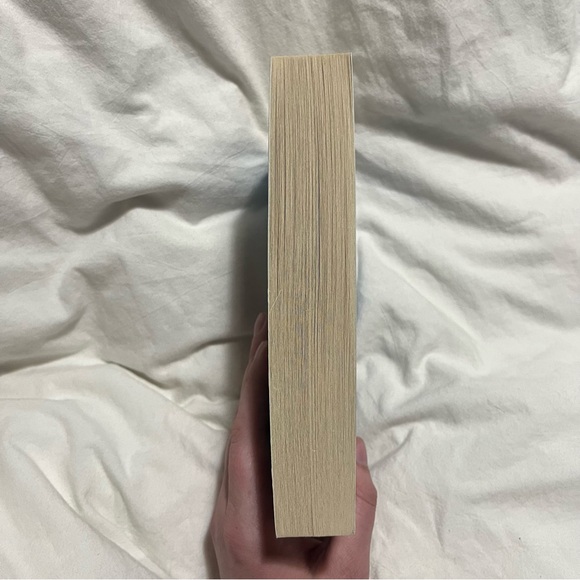 The Assassin's Blade by Sarah J. Maas OOP UK paperback. - Picture 5 of 9